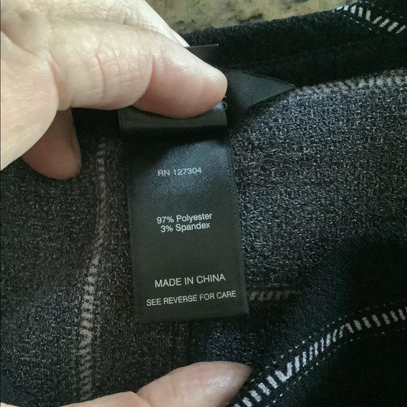 ari mills Top - Picture 8 of 9